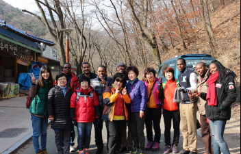 Gyeryongsan Mountain pottery experience-03