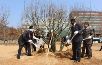 Planting Trees Ceremony-21