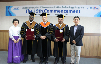 The 15th Commencement (2015 Fall Graduation)-05