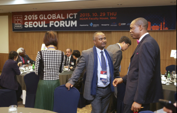 2015 Global ICT Seoul Forum (Luncheon)-02