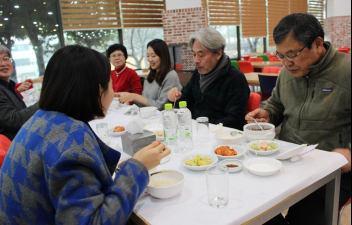 Dongji Lunch  &  End of the year family event on December 23.